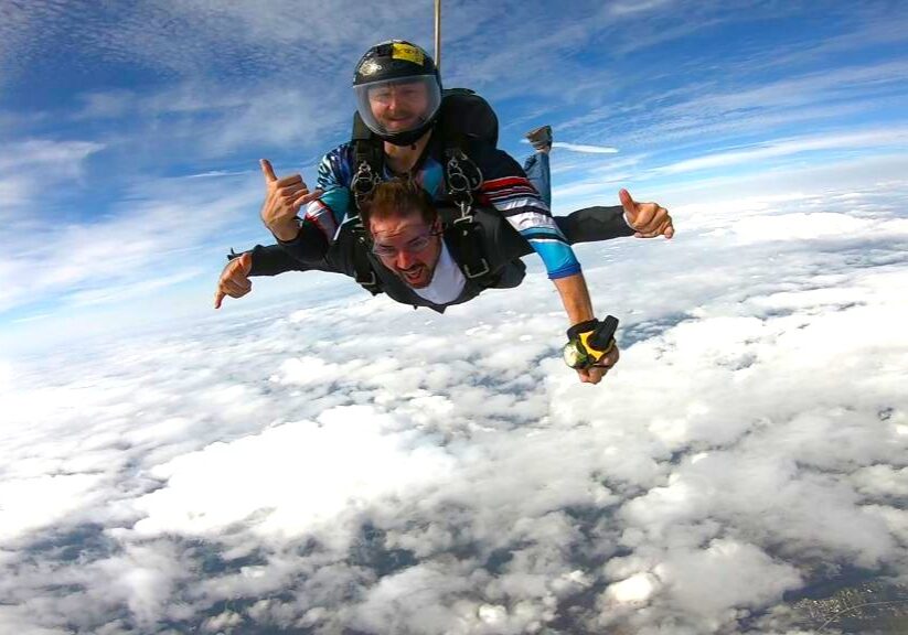 Nick Skydive 01